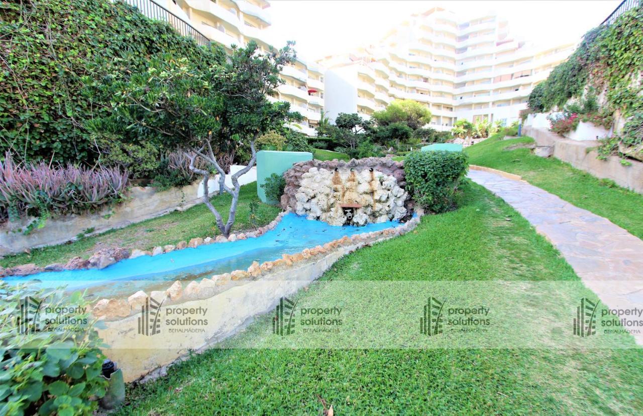 Apartamento 812 Benalbeach. 1ºlinea De Playa. Vistas A La Piscina Y La Montana. *