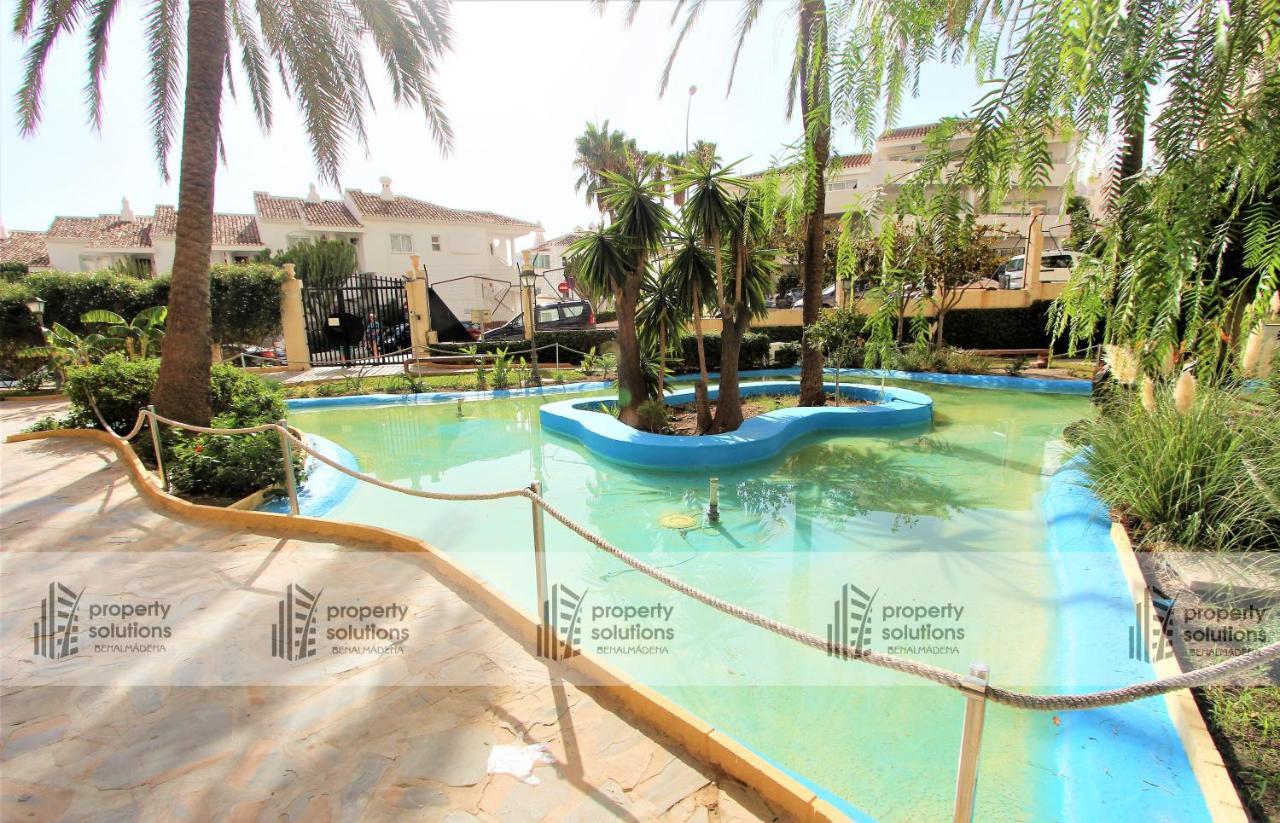 Apartamento 812 Benalbeach. 1ºlinea De Playa. Vistas A La Piscina Y La Montana. *