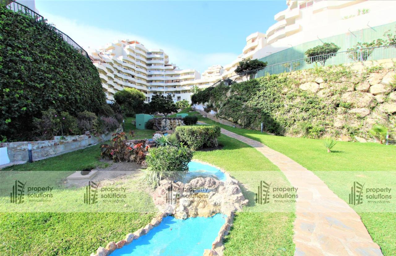 Apartamento 812 Benalbeach. 1ºlinea De Playa. Vistas A La Piscina Y La Montana. *