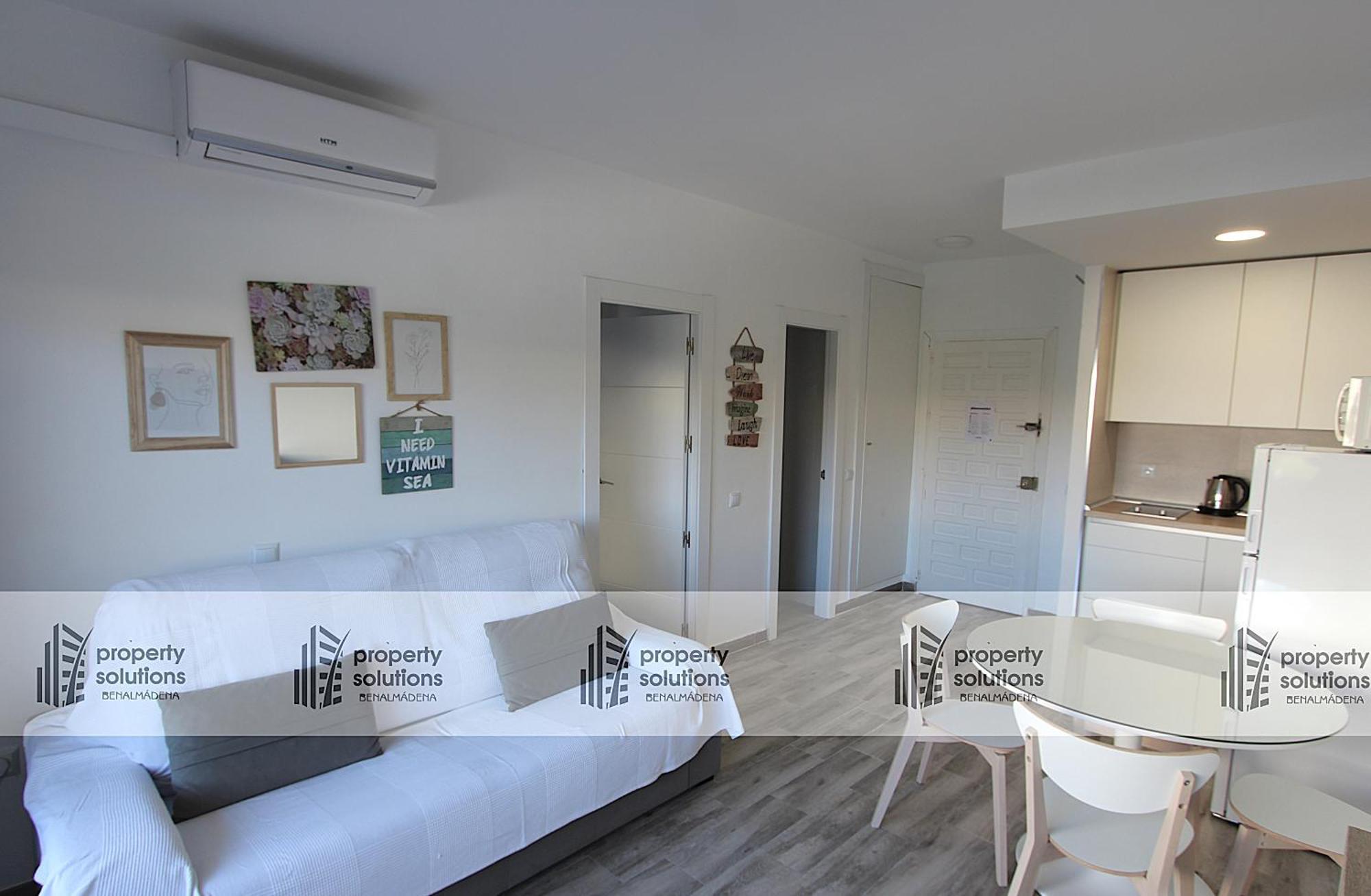 812 Benalbeach. 1ºlinea De Playa. Vistas A La Piscina Y La Montana. Apartamento Benalmádena